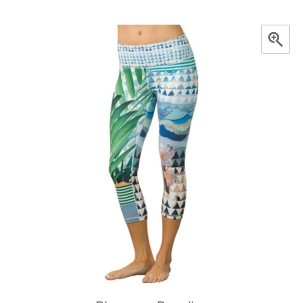 Pillar plants bluegrass yoga capri leggings